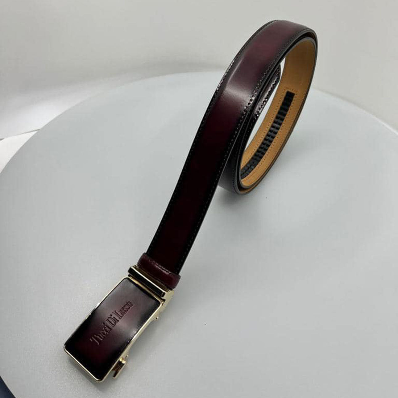 Tucci Di Lusso Smart Belts vs Traditional Pin Hole Belts